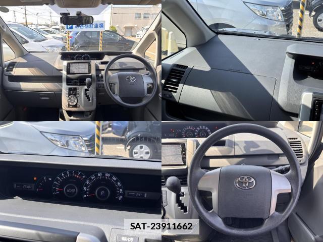 Toyota VOXY 2010-02 7808877-2