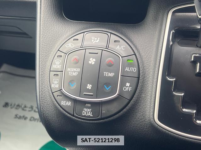 Toyota VOXY 2016-11 7808910-7