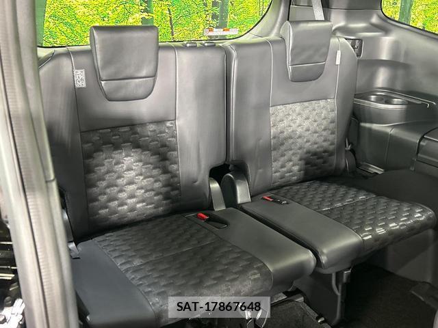 Toyota VOXY 2025-07 7809088-11