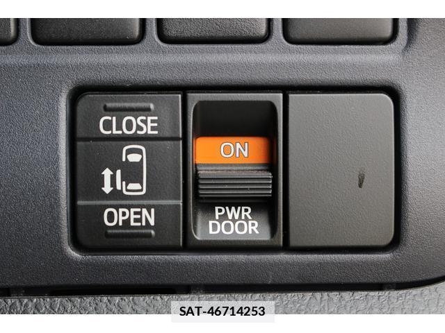 Toyota VOXY 2014-03 7809433-5