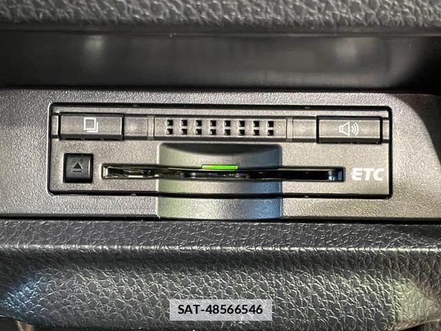 Toyota VOXY 2015-04 7809687-7