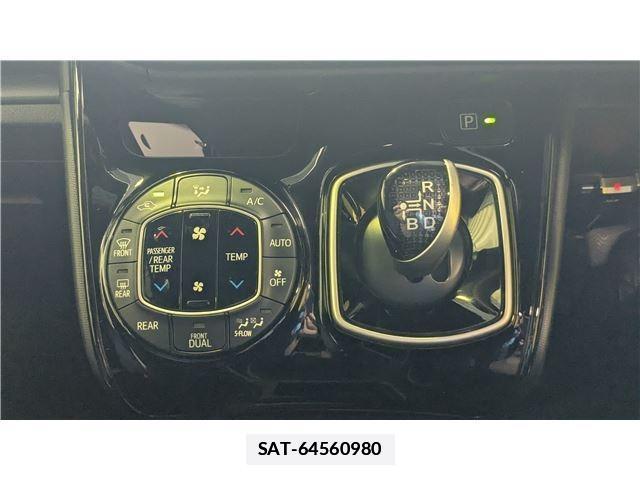 Toyota VOXY 2017-09 7809953-13