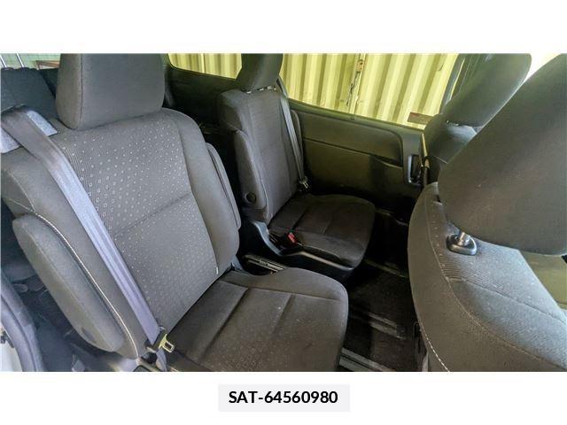 Toyota VOXY 2017-09 7809953-9