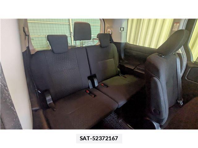 Toyota VOXY 2014-04 7809954-10