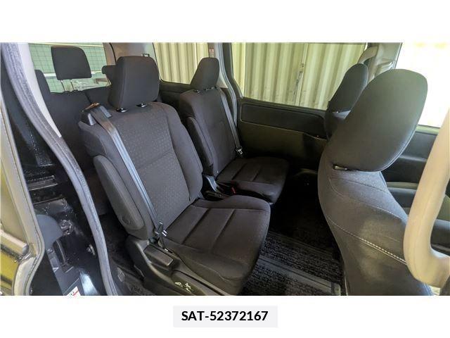 Toyota VOXY 2014-04 7809954-9