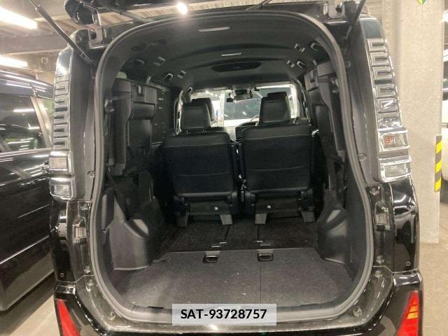 Toyota VOXY 2021-09 7810342-7