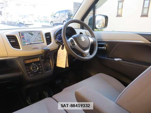 Suzuki WAGON R 2015-01 7797900-11