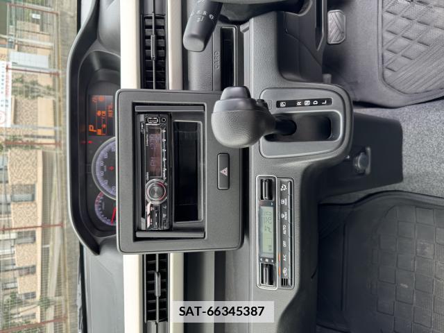 Suzuki WAGON R 2017-03 7802414-15