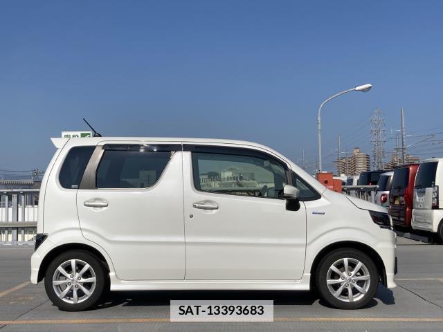 Suzuki WAGON R 2022-08 7804748-2