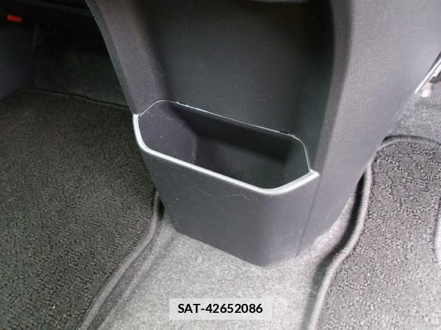 Daihatsu WAKE 2016-04 7798281-18