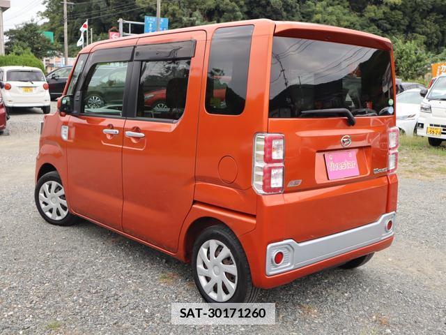 Daihatsu WAKE 2014-11 7798326-3