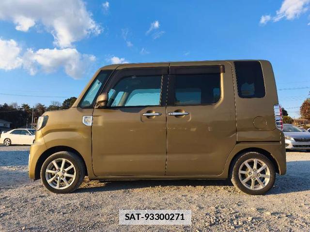 Daihatsu WAKE 2014-12 7798519-2