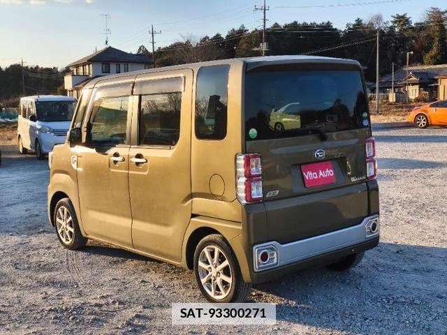 Daihatsu WAKE 2014-12 7798519-4