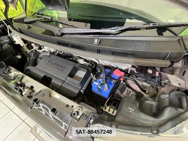 Daihatsu WAKE 2015-03 7802512-17