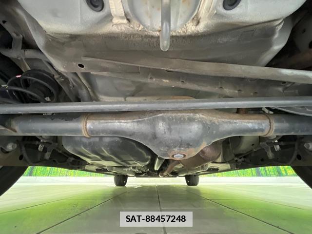 Daihatsu WAKE 2015-03 7802512-18