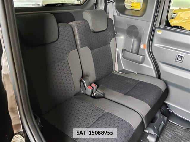 Daihatsu WAKE 2016-07 7802746-17