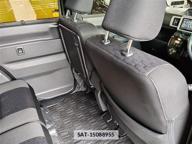 Daihatsu WAKE 2016-07 7802746-18