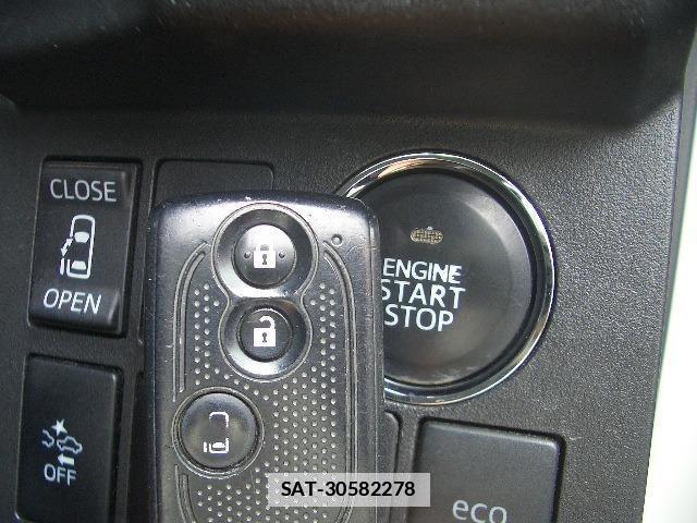 Daihatsu WAKE 2014-11 7802983-5