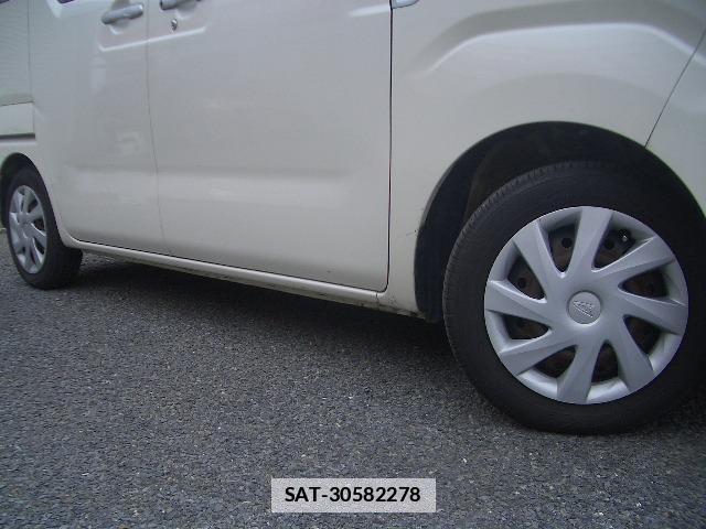 Daihatsu WAKE 2014-11 7802983-9