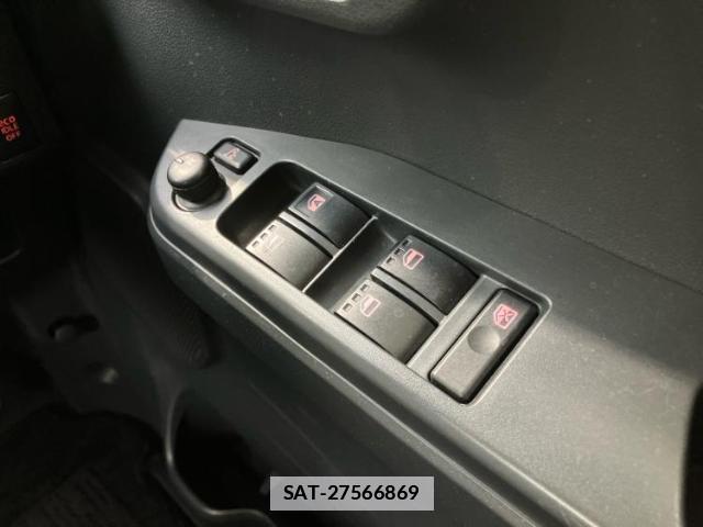 Daihatsu WAKE 2016-01 7804895-14