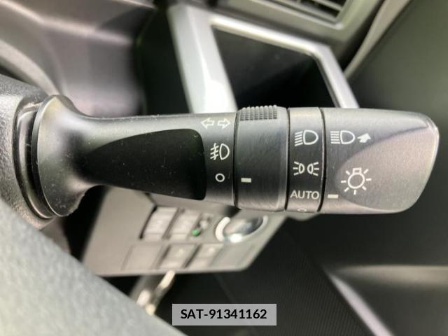 Daihatsu WAKE 2019-02 7806324-14