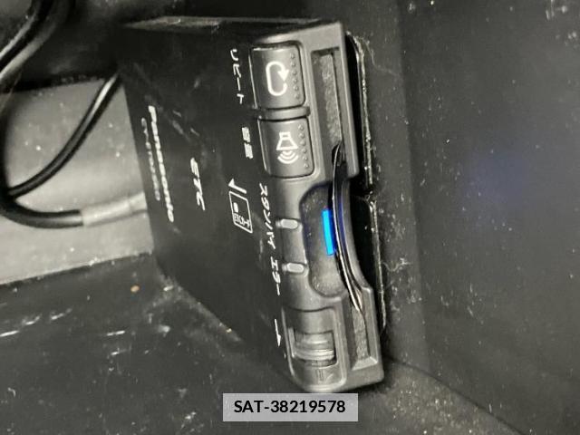 Daihatsu WAKE 2018-01 7806668-17