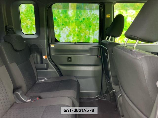 Daihatsu WAKE 2018-01 7806668-4