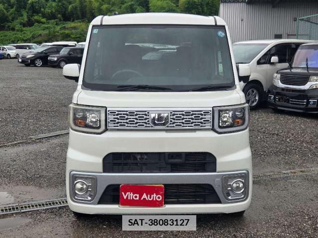 Daihatsu WAKE 2015-03 7808534-11