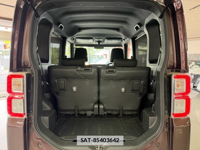 Daihatsu WAKE 2015-10 7808637-16