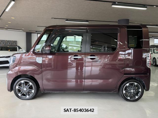 Daihatsu WAKE 2015-10 7808637-9