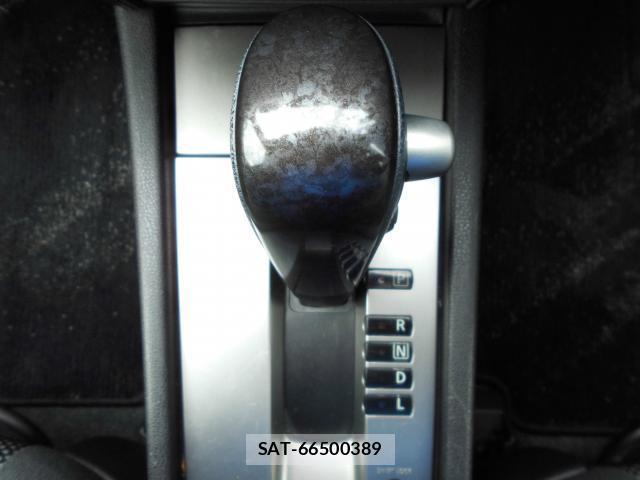 Nissan Wingroad 2011-02 7804368-17