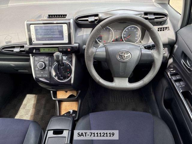 Toyota WISH 2014-03 7794183-2
