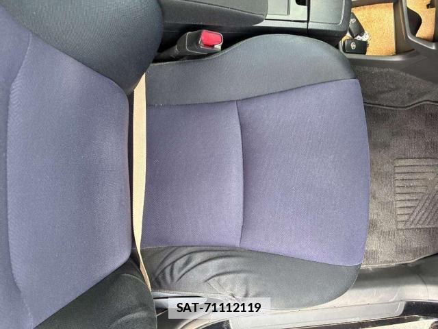 Toyota WISH 2014-03 7794183-5