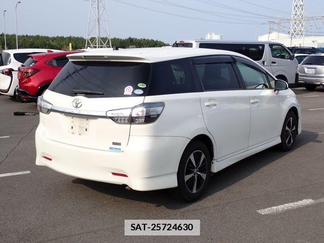 Toyota WISH 2013-03 7799981-12