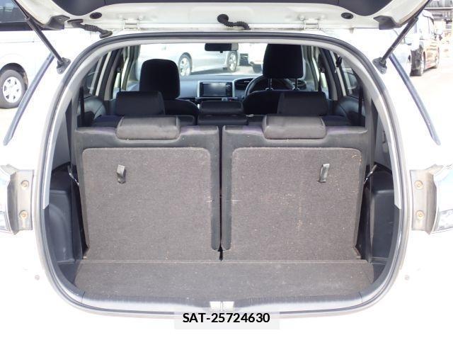 Toyota WISH 2013-03 7799981-17