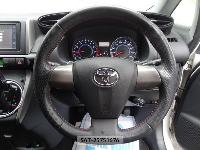Toyota WISH 2011-08 7805261-17