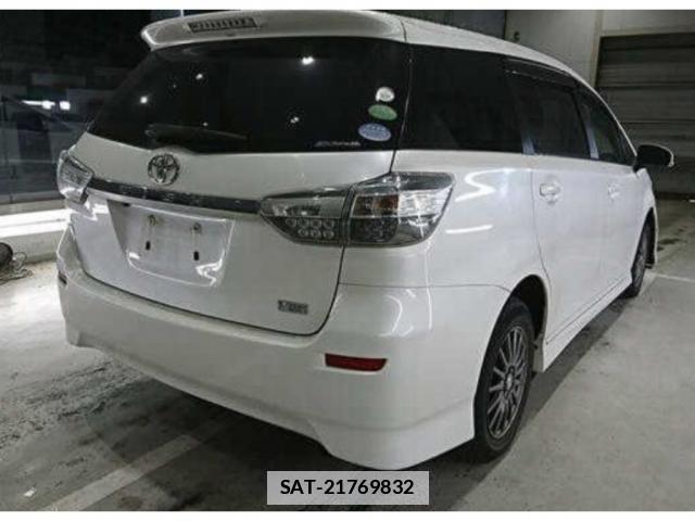 Toyota WISH 2014-06 7807406-4