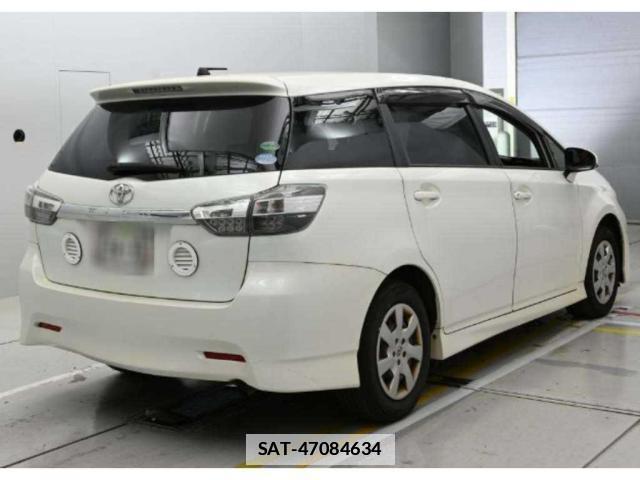 Toyota WISH 2016-01 7807819-1
