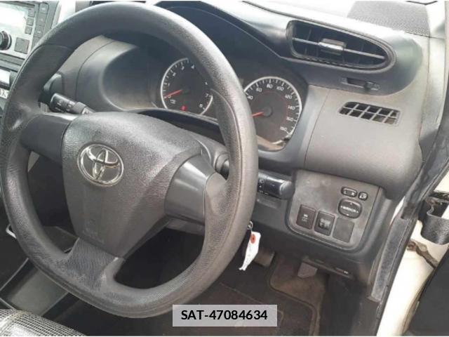 Toyota WISH 2016-01 7807819-2