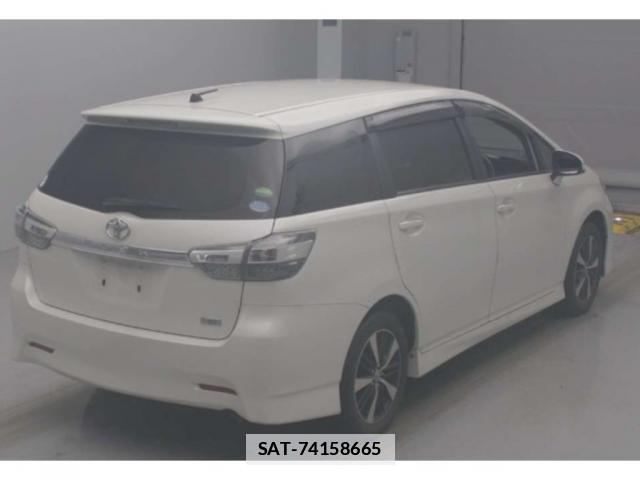 Toyota WISH 2013-06 7807832-4