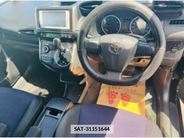 Toyota WISH 2014-05 7811137-2