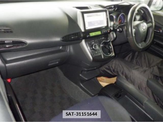 Toyota WISH 2014-05 7811137-3