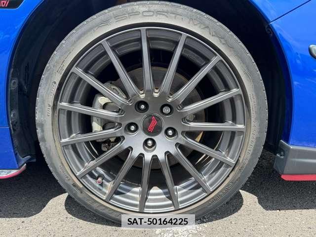 Subaru WRX S4 2019-09 7800155-10
