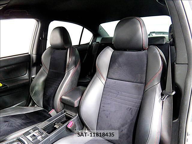Subaru WRX S4 2014-11 7802899-6