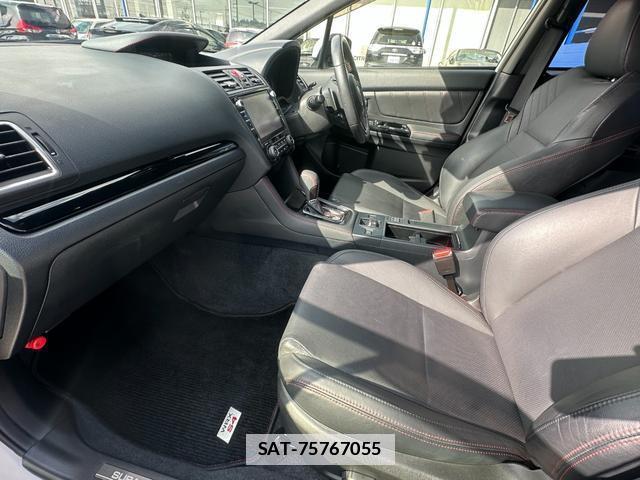 Subaru WRX S4 2017-08 7803488-10