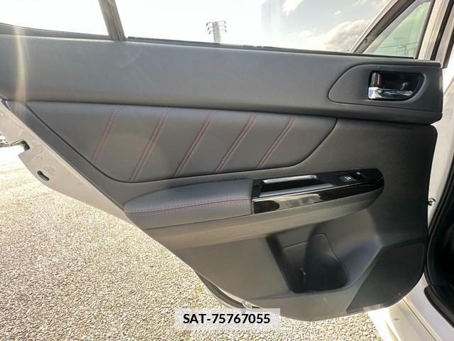 Subaru WRX S4 2017-08 7803488-12