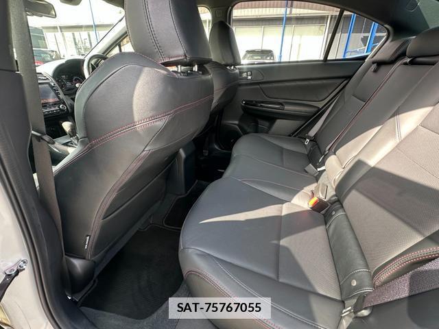 Subaru WRX S4 2017-08 7803488-13