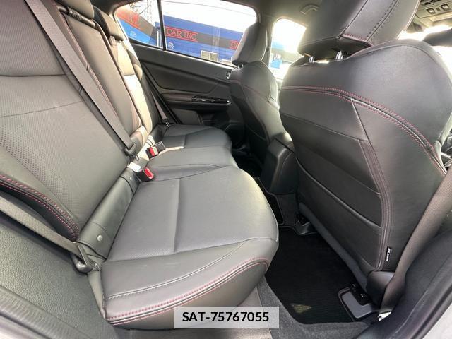 Subaru WRX S4 2017-08 7803488-17