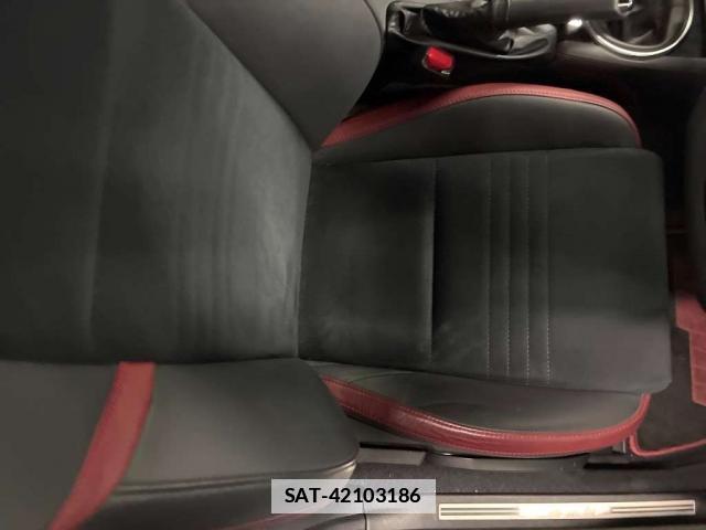 Subaru WRX STI 2019-03 7793823-10