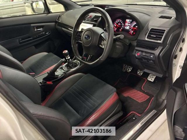 Subaru WRX STI 2019-03 7793823-7